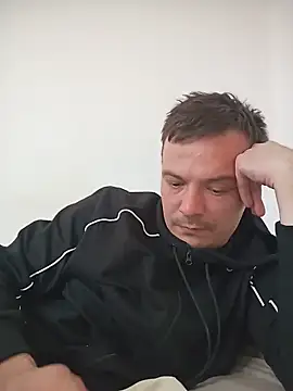Snapshot of viktor1992-1-1 chatting on 06-16-26, 03:14 viktor1992-1-1 online show from 06-16-26, 03:14