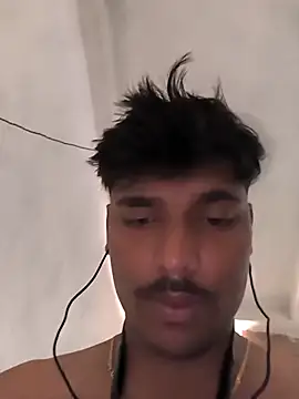 Snapshot of honestbbadboy chatting on 10-21-25, 09:10 honestbbadboy online show from 10-21-25, 09:10