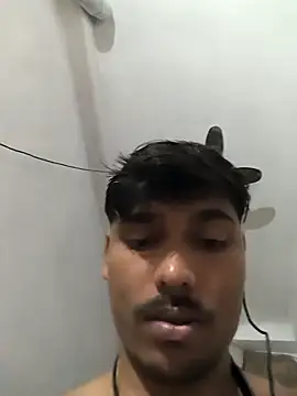 Snapshot of honestbbadboy chatting on 10-24-25, 03:08 honestbbadboy online show from 10-24-25, 03:08