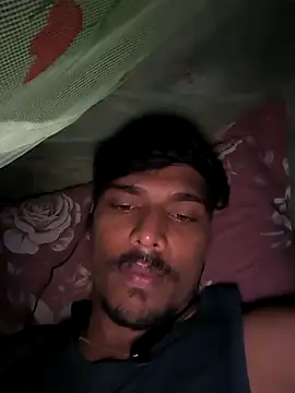 Snapshot of honestbbadboy chatting on 11-22-25, 05:56 honestbbadboy online show from 11-22-25, 05:56