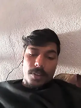 Snapshot of honestbbadboy chatting on 11-26-25, 07:09 honestbbadboy online show from 11-26-25, 07:09