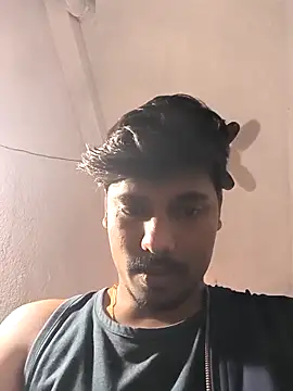 Snapshot of honestbbadboy chatting on 12-01-25, 08:30 honestbbadboy online show from 12-01-25, 08:30