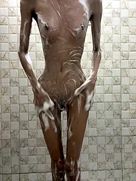 Snapshot of Hotty_kaira chatting on 10-05-25, 05:17 Hotty kaira online show from 10-05-25, 05:17