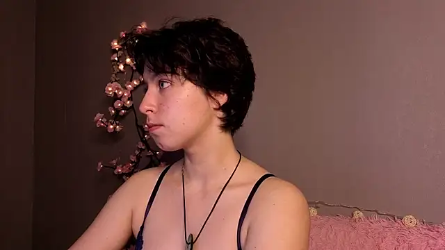 Sara Frayer online show from 01-12-26, 12:49