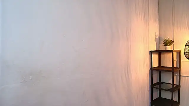 Nikki Vesper online show from 11-05-25, 12:05