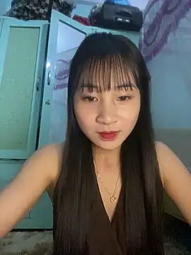 banlinh004 online show from 02-18-26, 04:03
