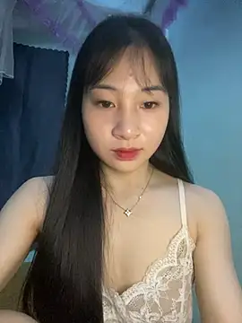 Snapshot of banlinh004 chatting on 07-02-26, 03:23 banlinh004 online show from 07-02-26, 03:23