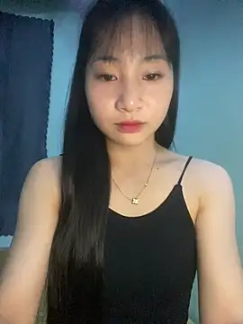 Snapshot of banlinh004 chatting on 07-03-26, 03:51 banlinh004 online show from 07-03-26, 03:51