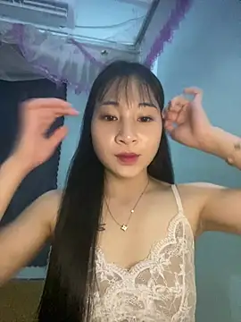 Snapshot of banlinh004 chatting on 07-20-26, 02:08 banlinh004 online show from 07-20-26, 02:08