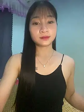 Snapshot of banlinh004 chatting on 07-22-26, 01:36 banlinh004 online show from 07-22-26, 01:36