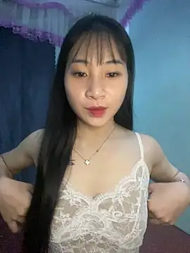 Snapshot of banlinh004 chatting on 07-31-26, 02:38 banlinh004 online show from 07-31-26, 02:38