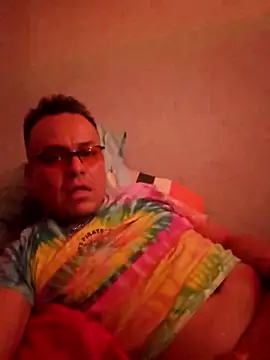 Snapshot of Fran-The-Smooth-One chatting on 04-07-26, 12:05 Fran-The-Smooth-One online show from 04-07-26, 12:05