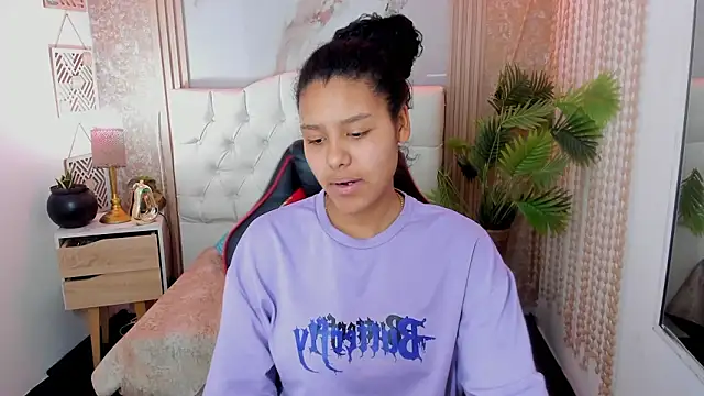 AriaVega online show from 03-27-26, 12:49