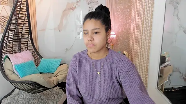 Snapshot of AriaVega chatting on 04-20-26, 01:03 AriaVega online show from 04-20-26, 01:03