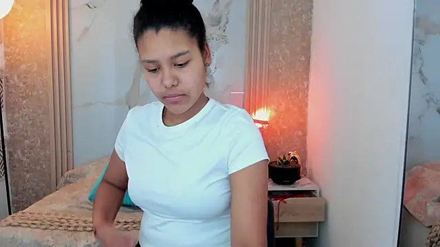 Snapshot of AriaVega chatting on 05-15-26, 12:12 AriaVega online show from 05-15-26, 12:12