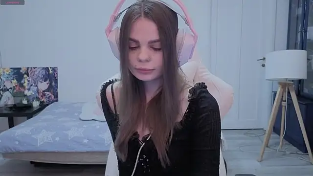 xAlisontiny online show from 02-19-26, 08:49