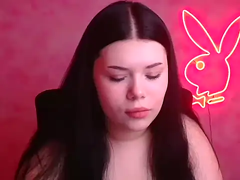 Mona Esty online show from 11-18-25, 12:42