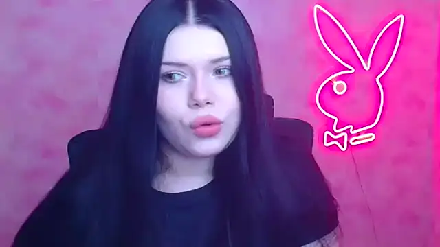 Mona Esty online show from 12-18-25, 06:25