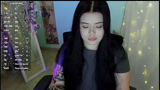 Mona Esty online show from 04-11-26, 06:18