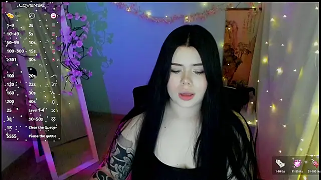 Snapshot of Mona_Esty chatting on 05-16-26, 06:10 Mona Esty online show from 05-16-26, 06:10