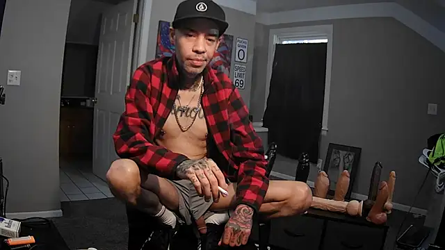 Michigan9000 online show from 10-22-25, 05:24