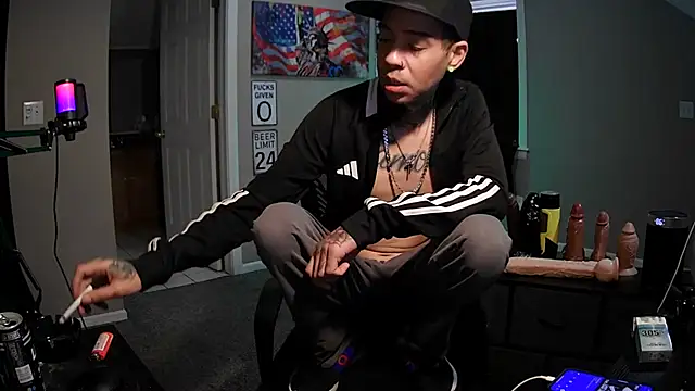 Michigan9000 online show from 11-28-25, 05:26