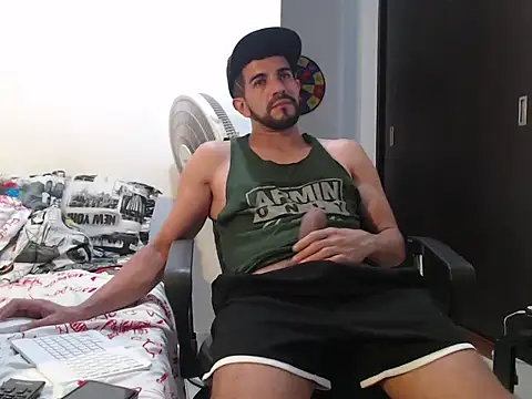 Snapshot of Jcolbi chatting on 03-08-26, 08:45 Jcolbi online show from 03-08-26, 08:45