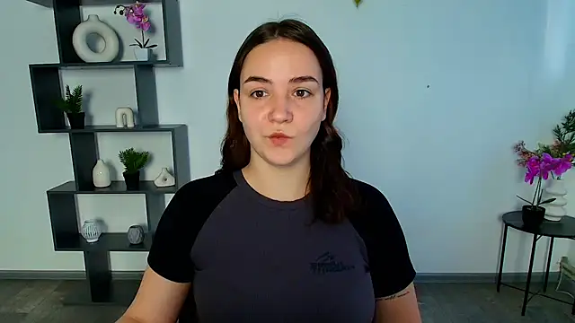 OliviaMontgommery online show from 11-26-25, 06:14