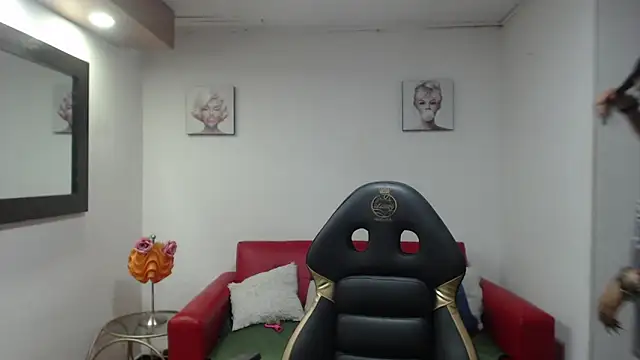 Snapshot of Andy_Eagleton_20_ chatting on 06-03-26, 02:36 Andy Eagleton 20 online show from 06-03-26, 02:36