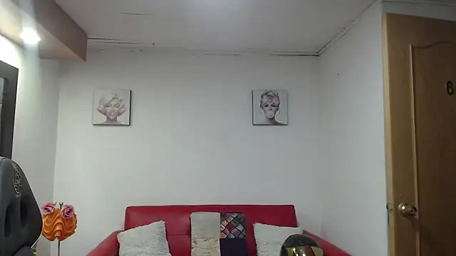 Snapshot of Andy_Eagleton_20_ chatting on 06-09-26, 02:45 Andy Eagleton 20 online show from 06-09-26, 02:45