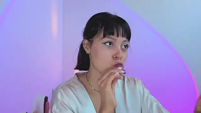 Snapshot of Qadeshoficial chatting on 10-07-25, 09:01 Qadeshoficial online show from 10-07-25, 09:01