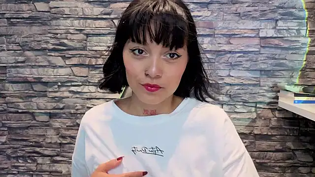 Snapshot of Qadeshoficial chatting on 11-02-25, 09:06 Qadeshoficial online show from 11-02-25, 09:06