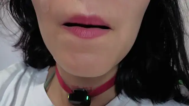 Snapshot of Qadeshoficial chatting on 02-16-26, 08:05 Qadeshoficial online show from 02-16-26, 08:05