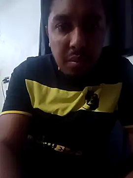 Snapshot of MorangoDoAmor53 chatting on 10-03-25, 05:37 MorangoDoAmor53 online show from 10-03-25, 05:37