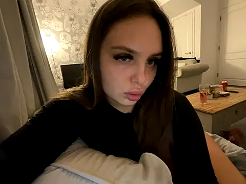 EllaStarrxxx online show from 11-04-25, 12:10