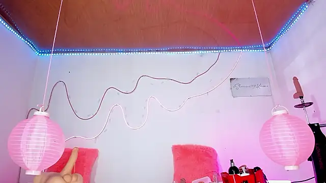 shannon kinne  online show from 01-14-26, 07:41