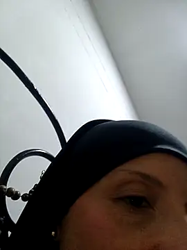 Aafsha  online show from 03-29-26, 10:48