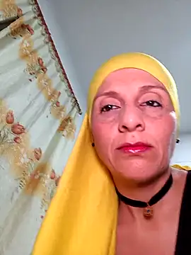 Snapshot of Aafsha_ chatting on 05-04-26, 04:58 Aafsha online show from 05-04-26, 04:58