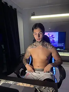 Snapshot of RealGdiass chatting on 01-08-26, 10:34 RealGdiass online show from 01-08-26, 10:34