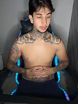 Snapshot of RealGdiass chatting on 03-31-26, 11:27 RealGdiass online show from 03-31-26, 11:27