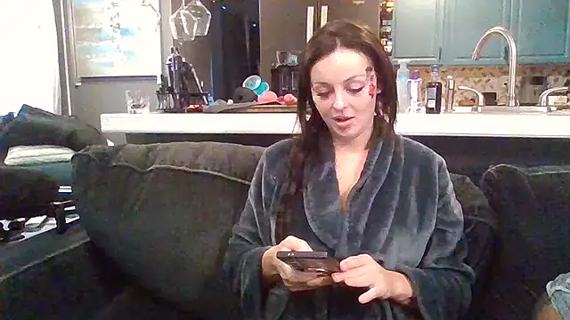 soakeralice online show from 10-31-25, 06:31