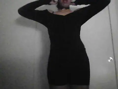 Sunny Pebble online show from 10-04-25, 04:43