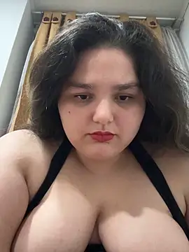 CristalUwU online show from 10-03-25, 05:15
