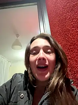 Snapshot of MayaVonDe chatting on 11-18-25, 03:49 MayaVonDe online show from 11-18-25, 03:49