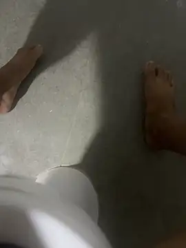 latexidn online show from 10-22-25, 11:54