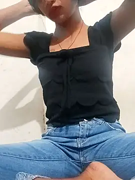 Saniya Doll online show from 10-12-25, 05:06