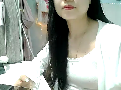 Snapshot of Bellazza039 chatting on 07-01-26, 03:56 Bellazza039 online show from 07-01-26, 03:56