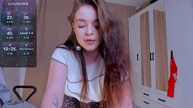 AmeliHallss online show from 04-12-26, 03:06