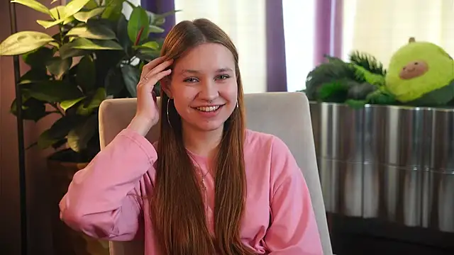 MarindaRuud online show from 10-05-25, 12:03