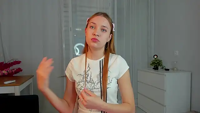 MarindaRuud online show from 10-21-25, 12:50